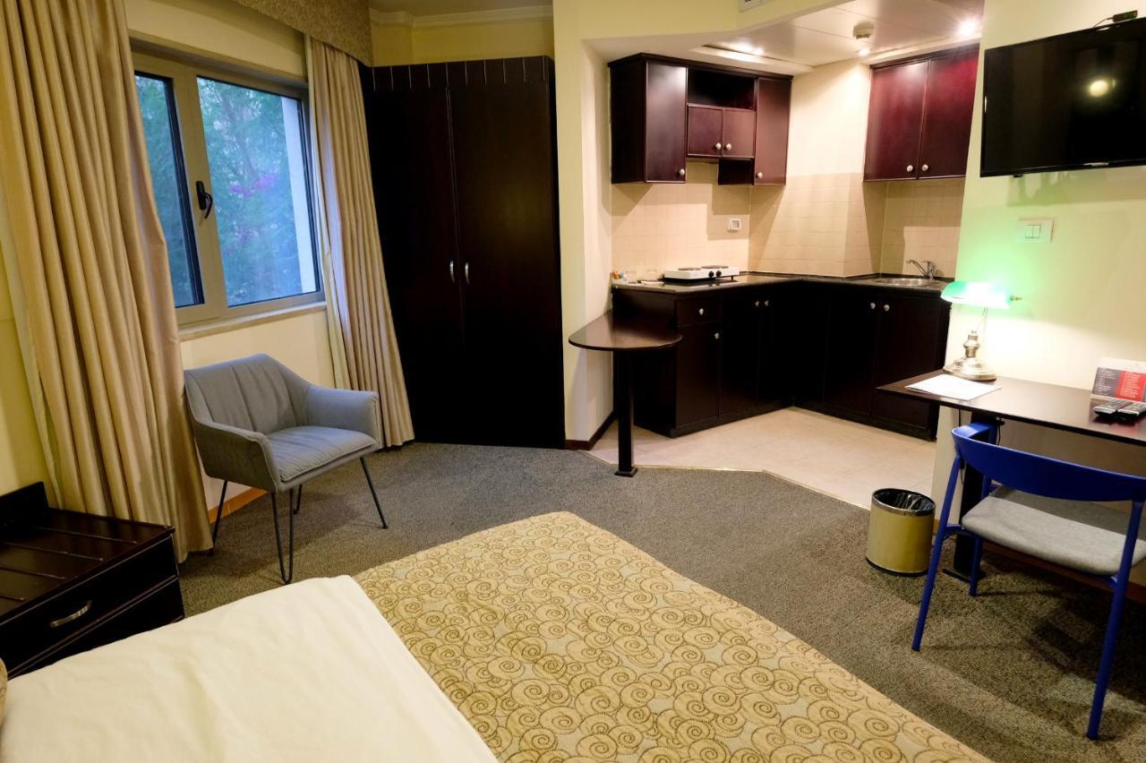 Royal Court Hotel Ramallah Zewnętrze zdjęcie