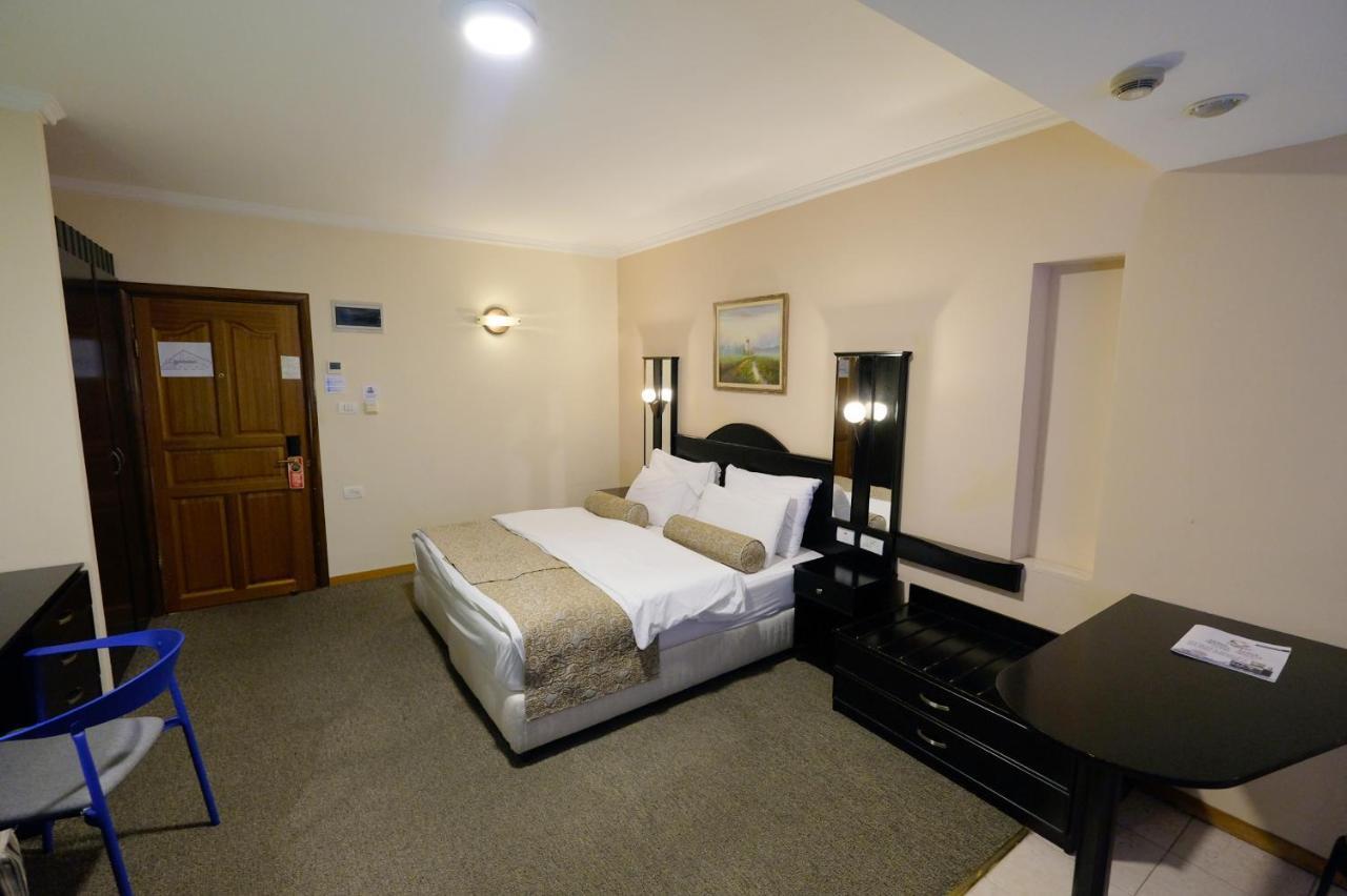Royal Court Hotel Ramallah Zewnętrze zdjęcie