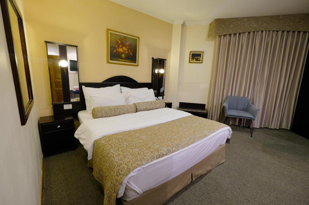 Royal Court Hotel Ramallah Zewnętrze zdjęcie